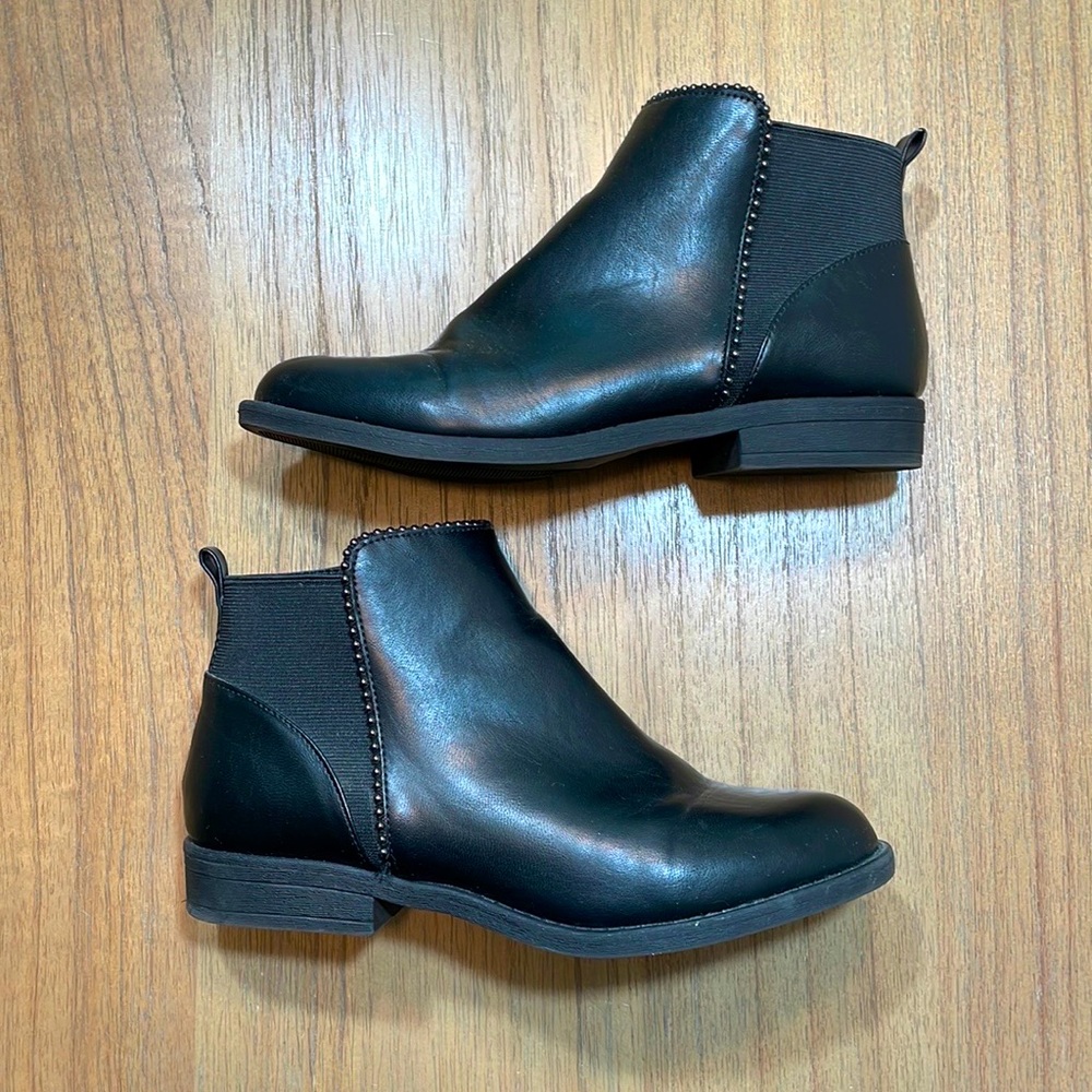 Rampage Girls Black Boots Size 5